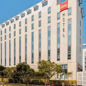 Ibis Aerocity - An Accor Brand מלון ניו דלהי