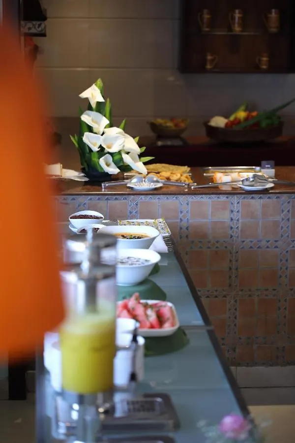 Hotel Issacs Residency Munnar