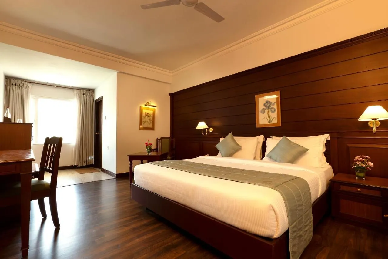 Issacs Residency Hotel Munnar