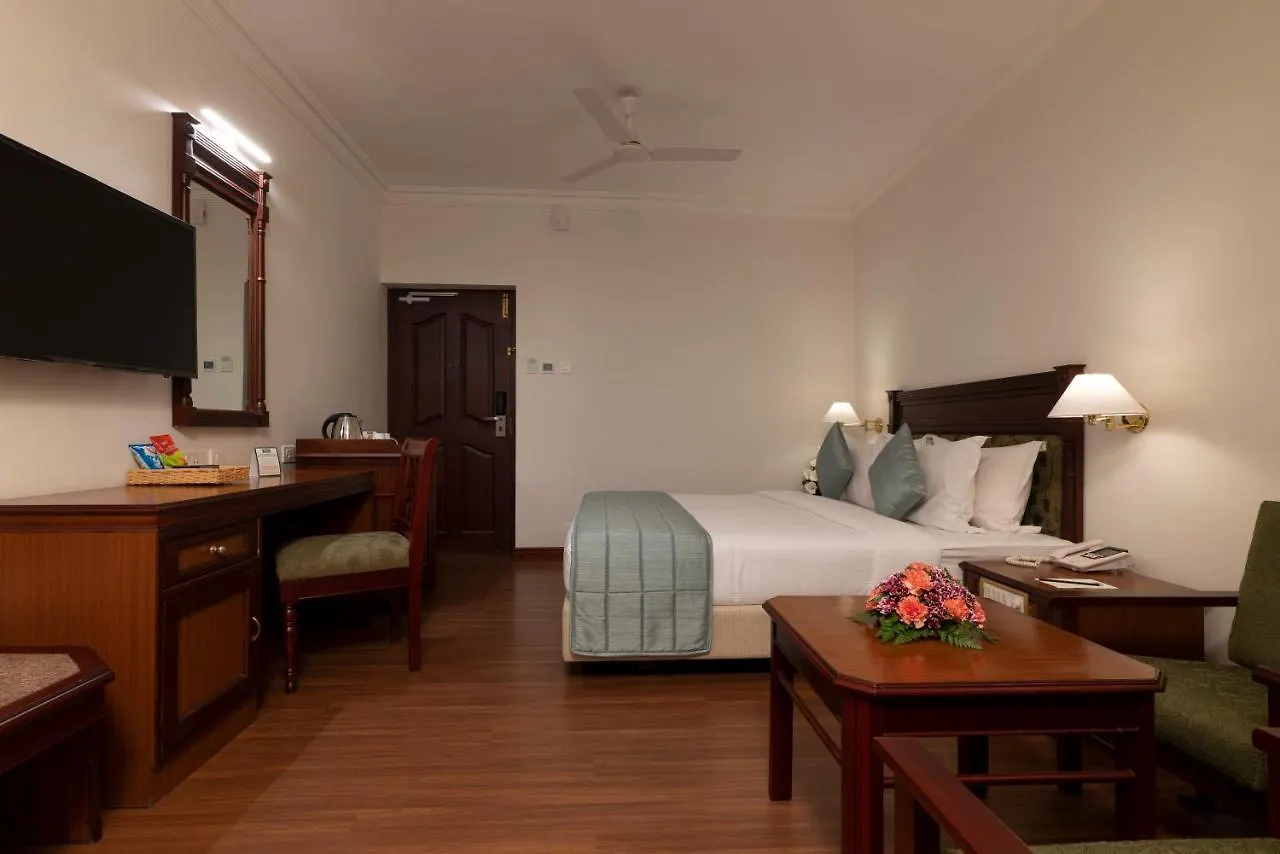 Issacs Residency Hotel Munnar India