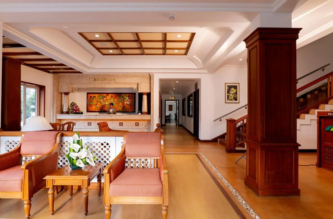 Issacs Residency Hotel Munnar