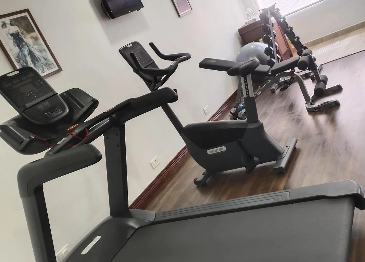 Issacs Residency Hotel Munnar