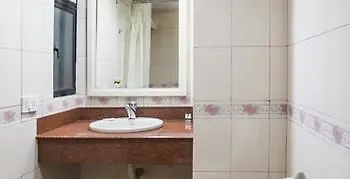 Issacs Residency Hotel Munnar 3*,  India
