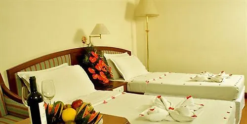 ***  Issacs Residency Hotel Munnar India
