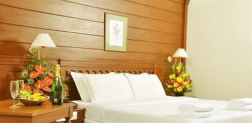Issacs Residency Hotel Munnar