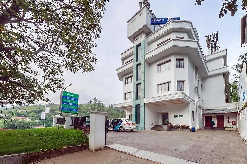 ***  Issacs Residency Hotel Munnar India